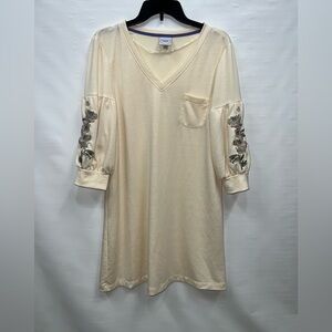 Violet Weekend Dress Women’s Large White Long Sleeve Polyester Blend Embroidered